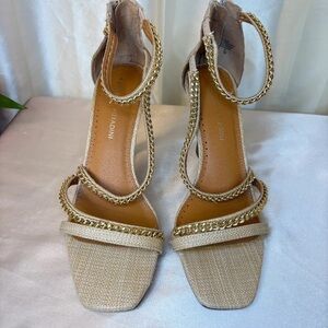 Adrienne Vittadini Tan and Gold Chain Heels